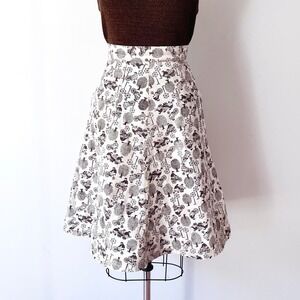SIZE XS Vintage 1970s Novelty Print Skirt Cream Brown Bicycles Kites A-Line